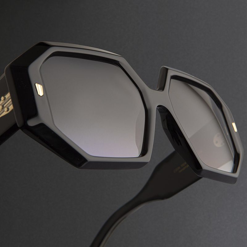 9324 Square Sunglasses Black